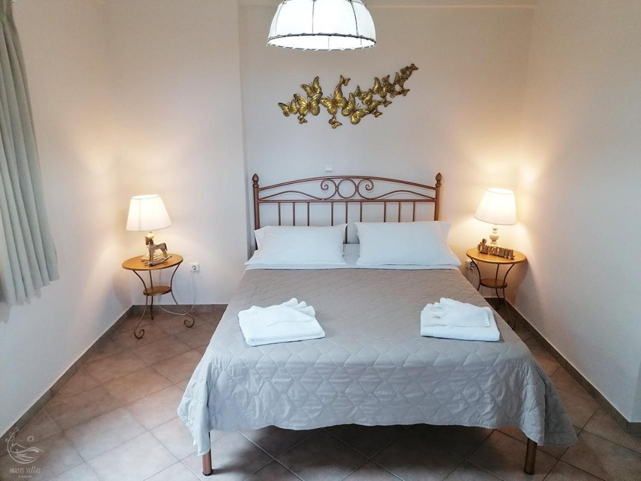 Muses Villas Finikounda Zimmer foto