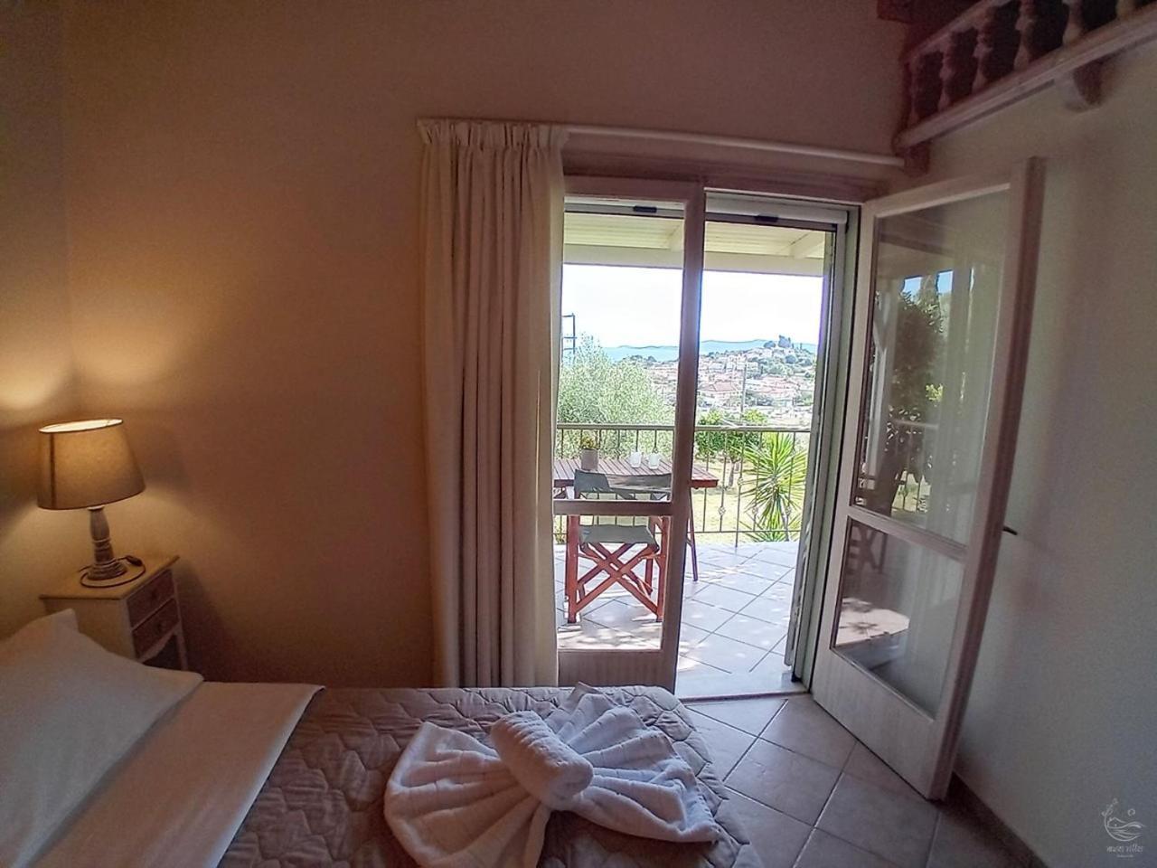 Muses Villas Finikounda Zimmer foto
